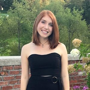 Meet your Posher, Gabriella